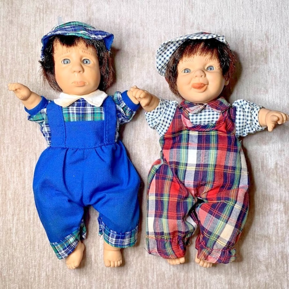 Vintage Expressive Baby Boy Dolls Set Blue Red Plaid Overalls Excellent 11‎ Inch